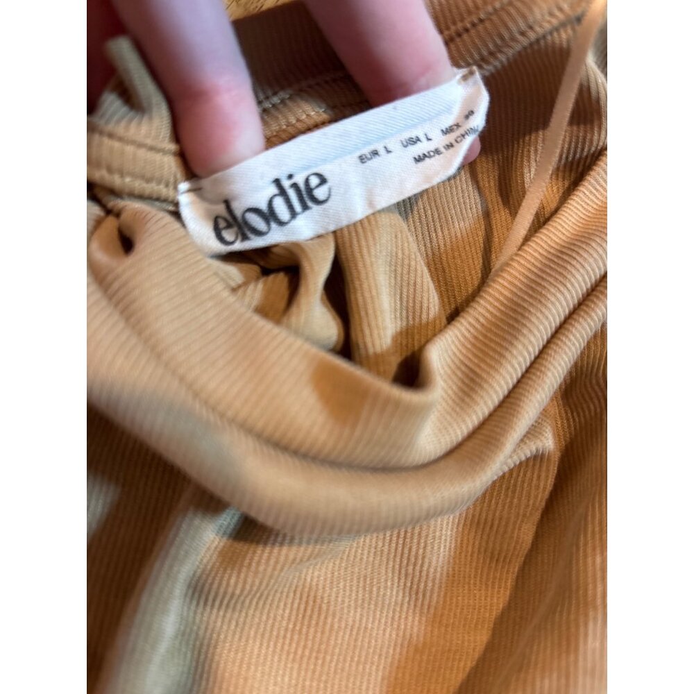 4 Nordstrom Elodie and 1 Amazon Reoria Large Bodysuit, worn 1-5 times each - Picture 5 of 5
